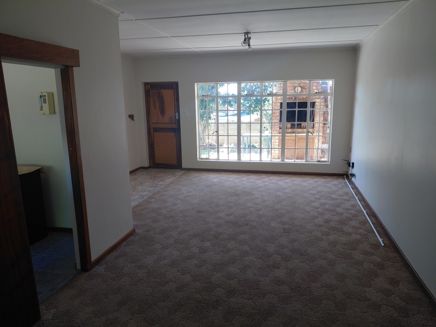 4 Bedroom Property for Sale in Bothasrus Eastern Cape